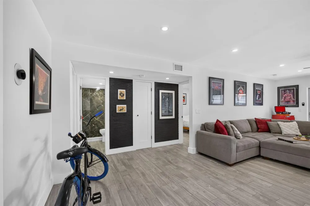 110 Wettaw Lane #106 North Palm Beach, FL 33408