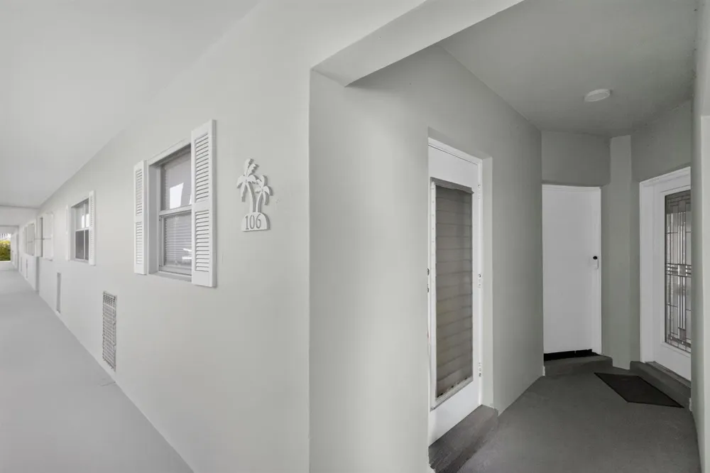 110 Wettaw Lane #106 North Palm Beach, FL 33408