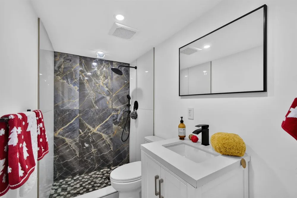 110 Wettaw Lane #106 North Palm Beach, FL 33408