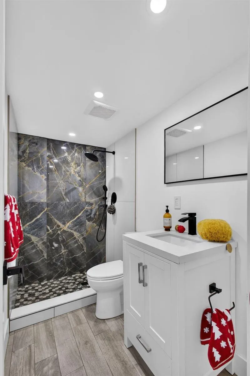 110 Wettaw Lane #106 North Palm Beach, FL 33408