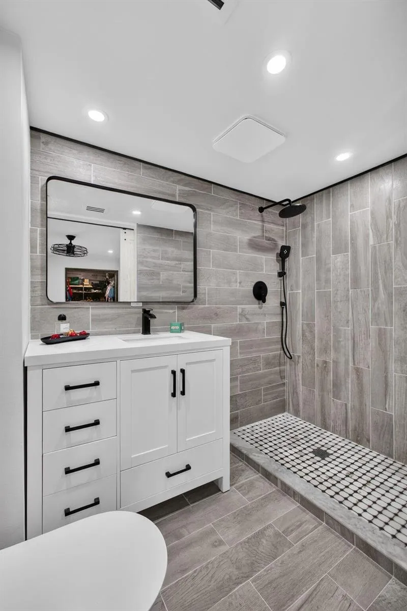 110 Wettaw Lane #106 North Palm Beach, FL 33408