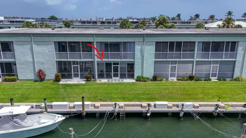110 Wettaw Lane #106 North Palm Beach, FL 33408