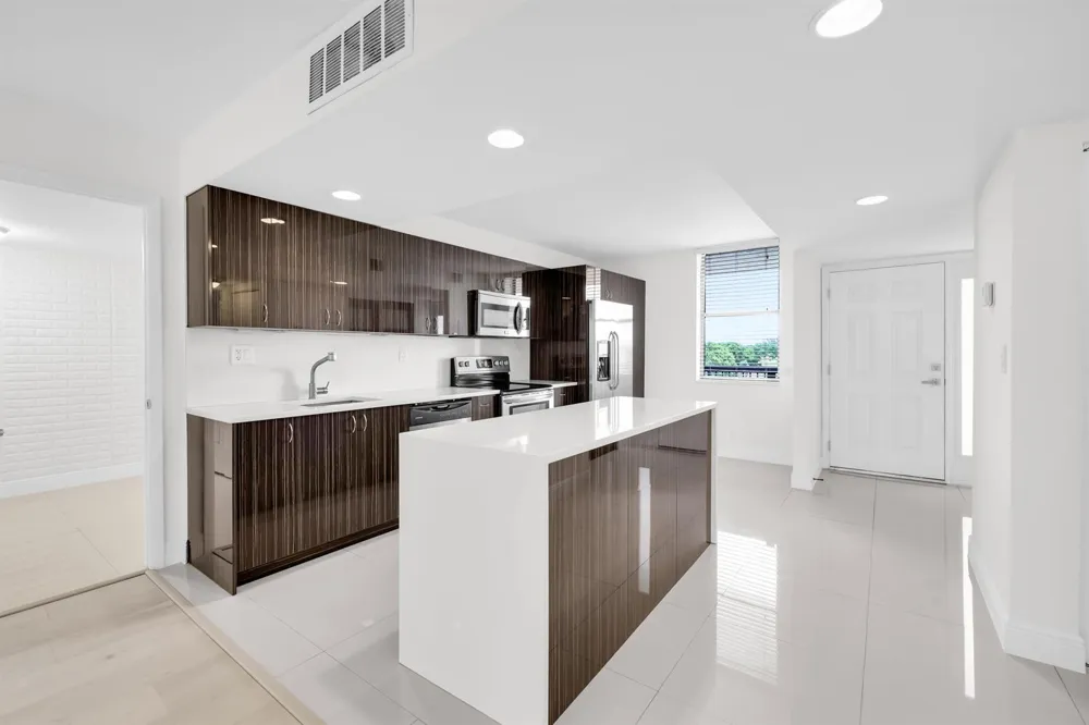 2768 Carambola Circle S #501 Coconut Creek, FL 33066