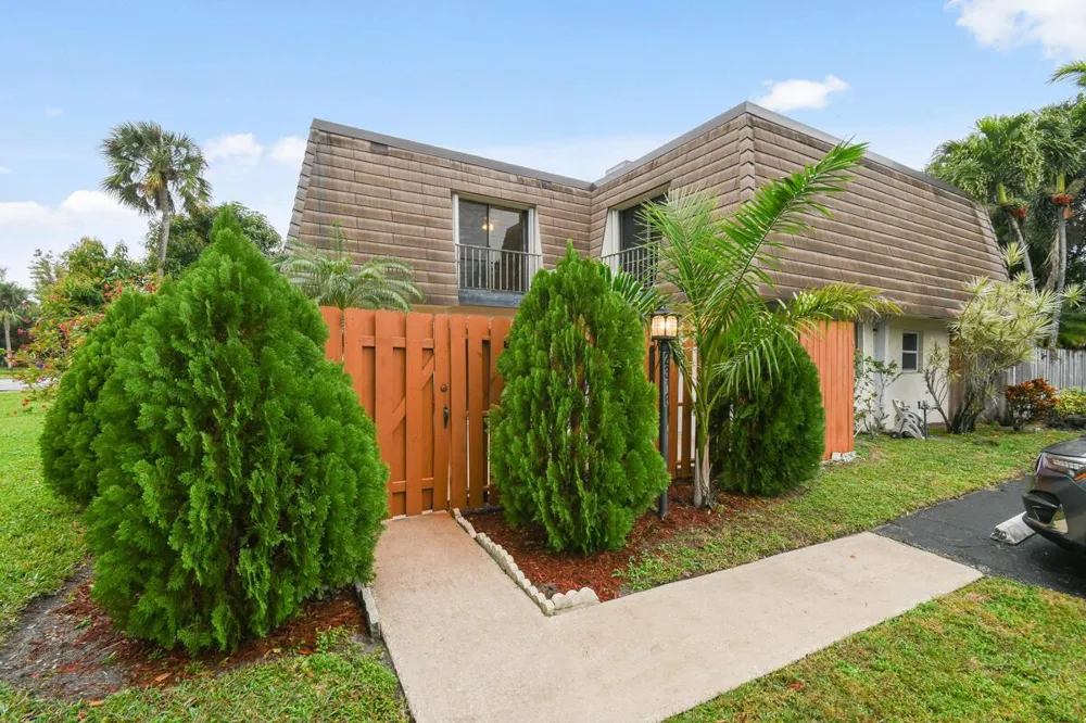 326 JUPITER LAKES BOULEVARD #2316D Jupiter, FL 33458
