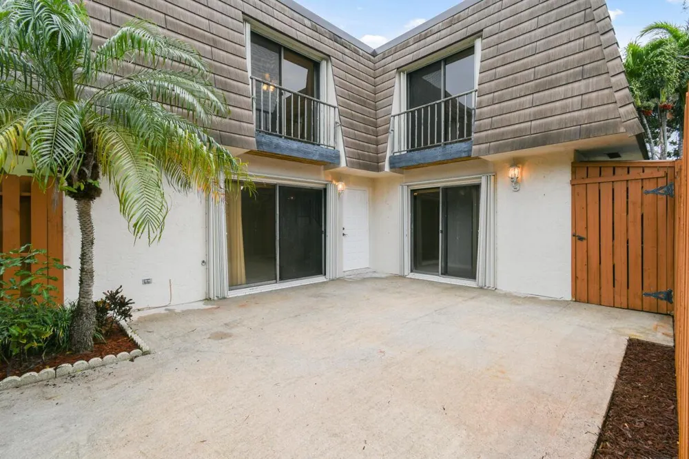 326 JUPITER LAKES BOULEVARD #2316D Jupiter, FL 33458