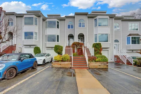 241-70 Oak Park Drive #84B