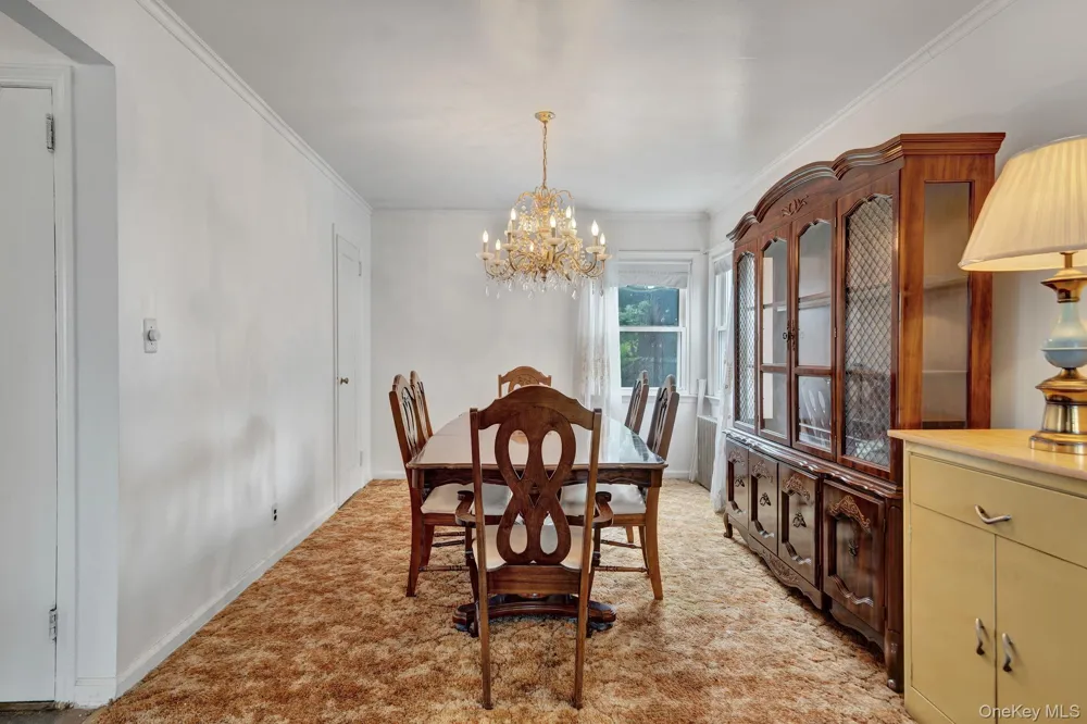 6 Lippold Street Merrick, NY 11566