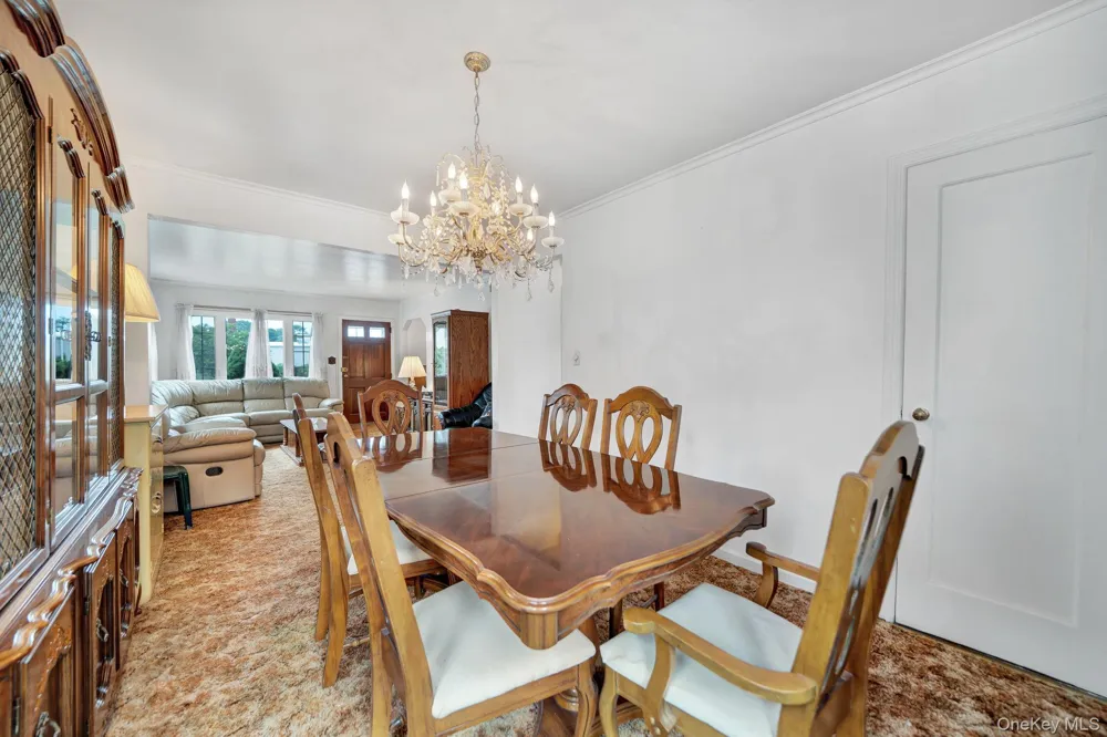 6 Lippold Street Merrick, NY 11566
