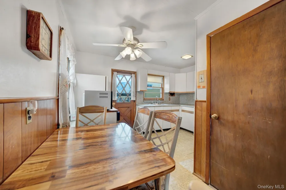 6 Lippold Street Merrick, NY 11566