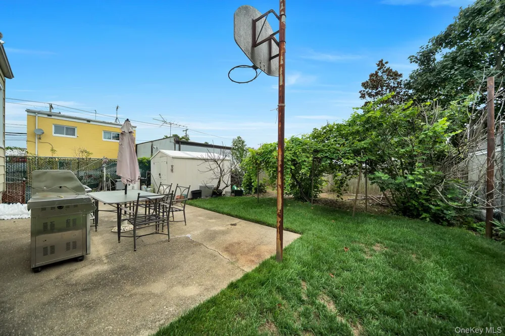6 Lippold Street Merrick, NY 11566