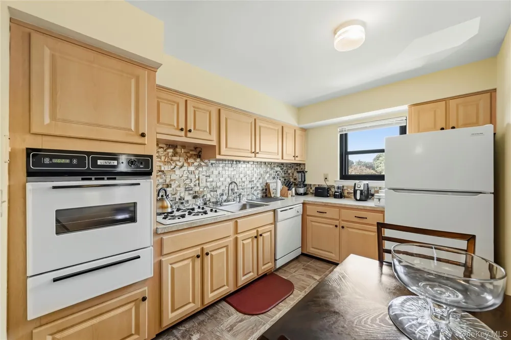 64 W. Sneden Place #64 Spring Valley, NY 10977