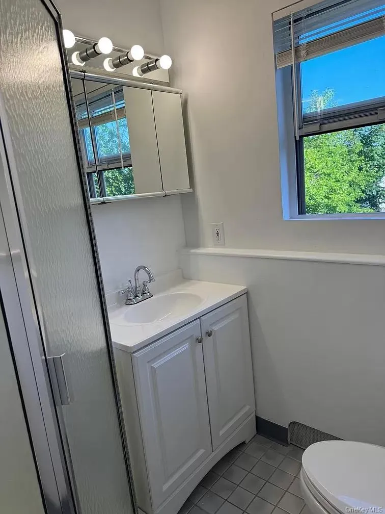 152 Throop Street West Babylon, NY 11704