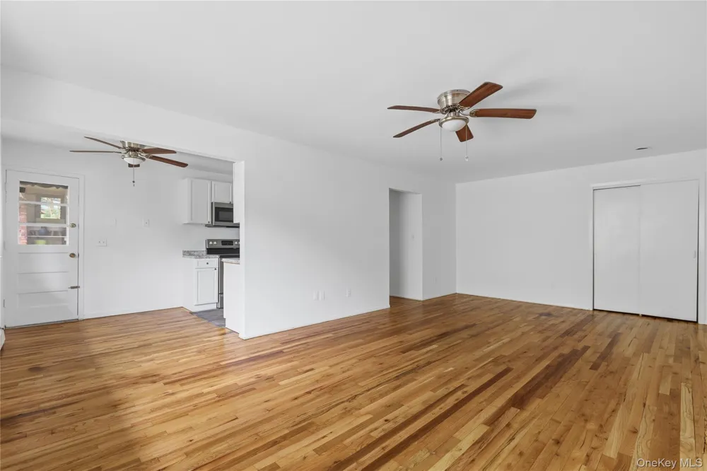 2 Woods End Circle #E Peekskill, NY 10566