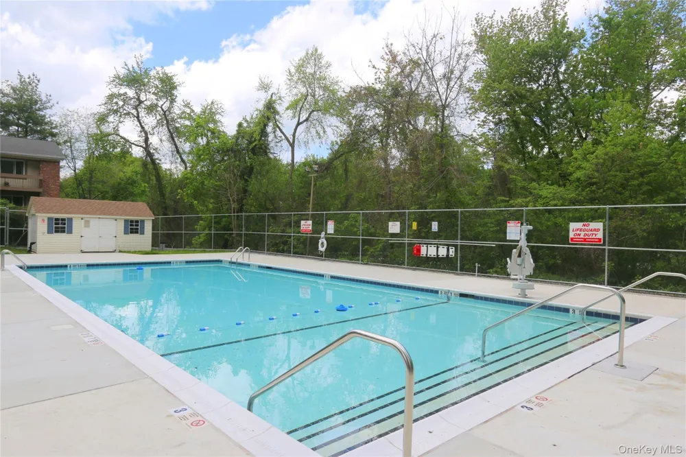 2 Woods End Circle #E Peekskill, NY 10566