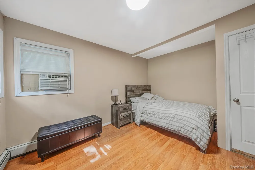 1641 E 3rd Avenue Bay Shore, NY 11706