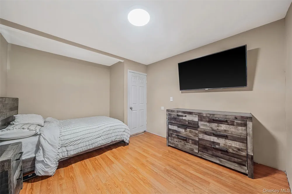 1641 E 3rd Avenue Bay Shore, NY 11706