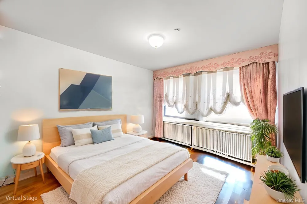 71-19 162 STREET #3D Fresh Meadows, NY 11365