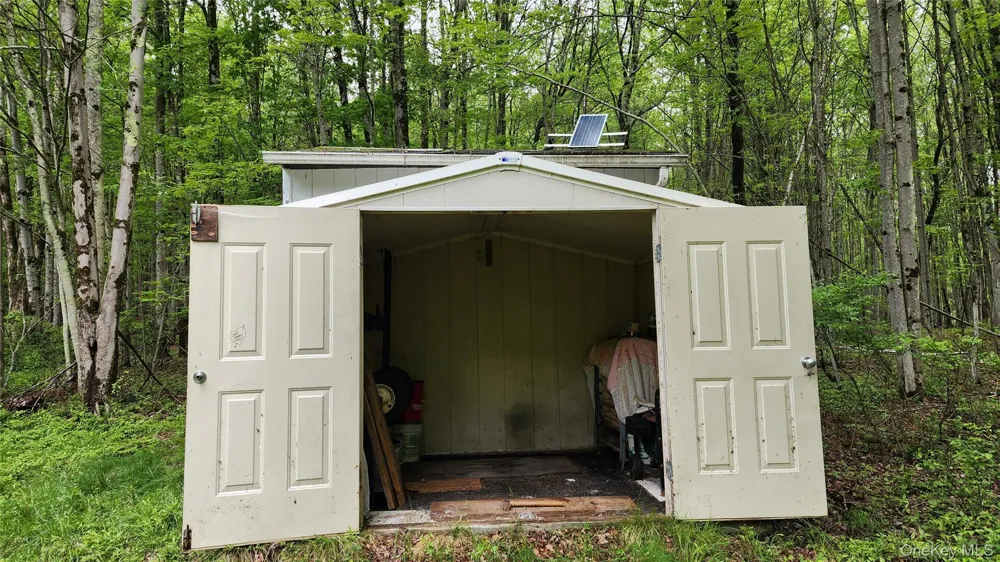 1433 County Route 56 Lane Mountain Dale, NY 12779