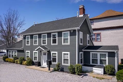 10 Shore Road #3