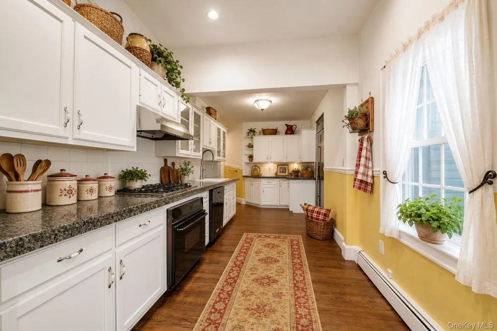 245 Main Street Cold Spring Harbor, NY 11724