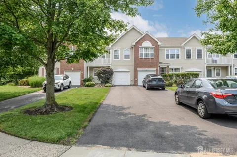 12 Ardmore Place