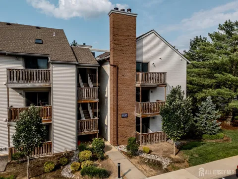 5320 Ravens Crest Drive