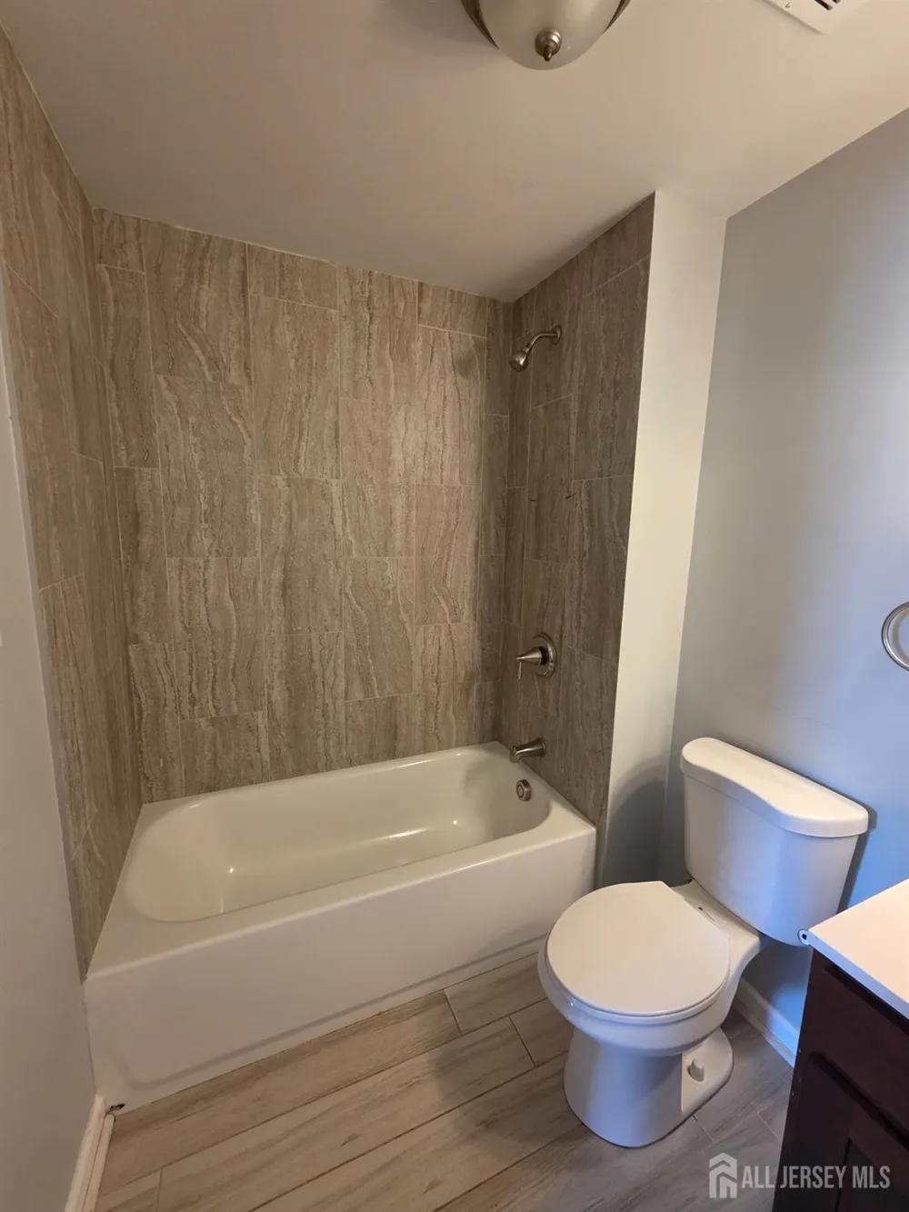 503 20th Street Irvington, NJ 0711