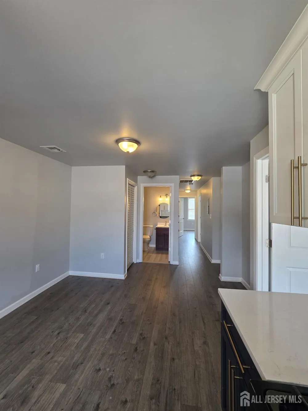503 20th Street Irvington, NJ 0711
