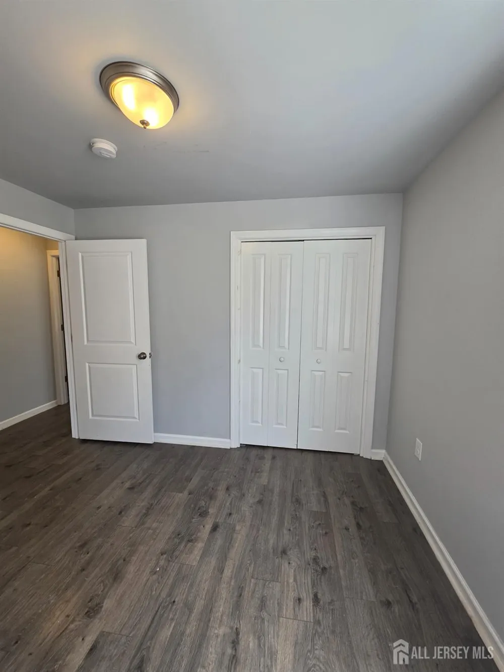 503 20th Street Irvington, NJ 0711