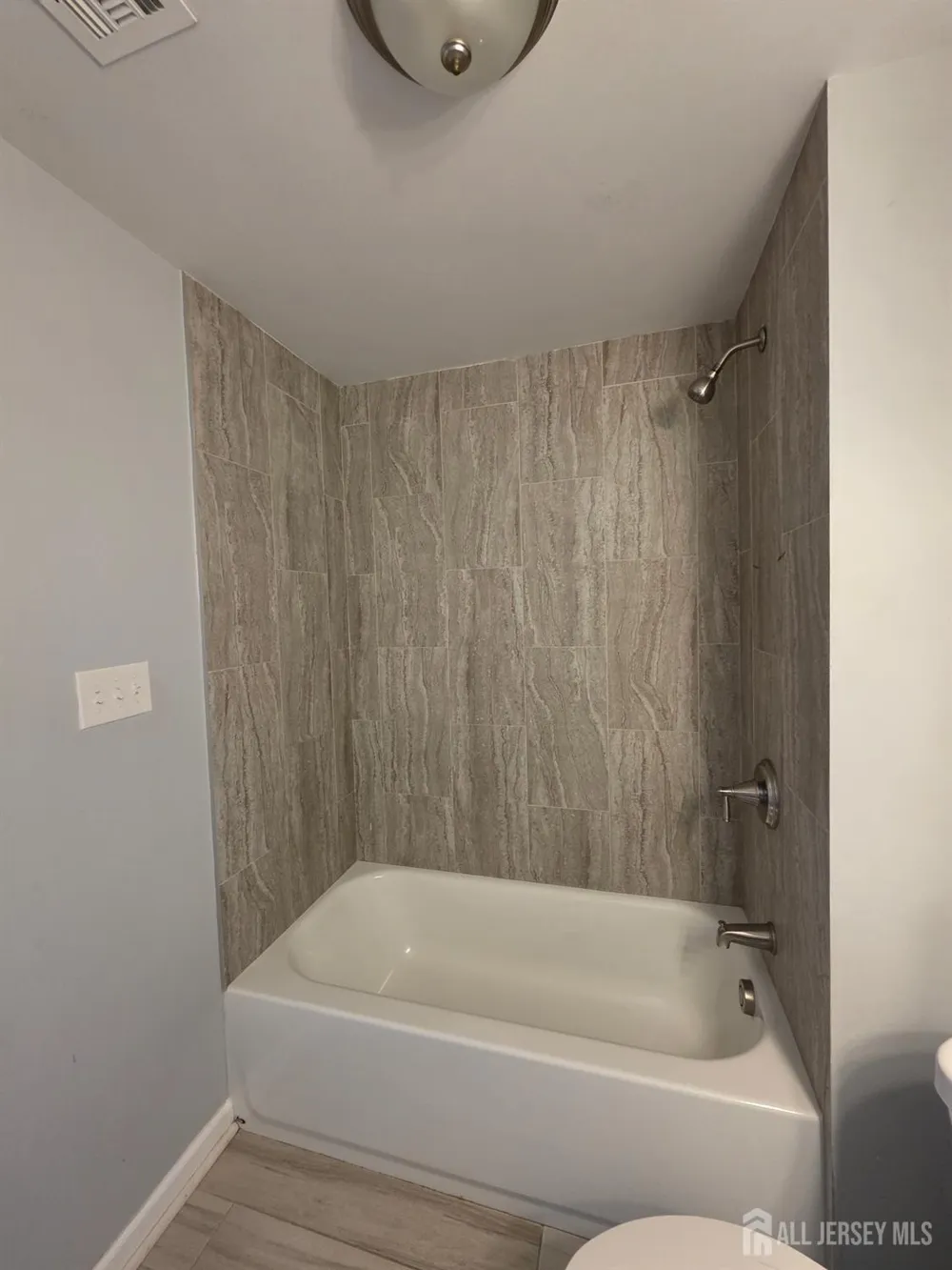 503 20th Street Irvington, NJ 0711