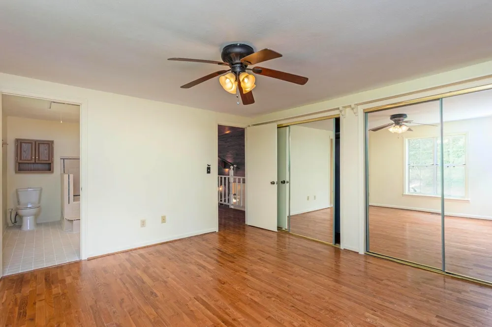 165 Paglen Ridge Drive Pikeville, TN 37367