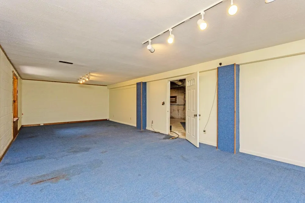 165 Paglen Ridge Drive Pikeville, TN 37367