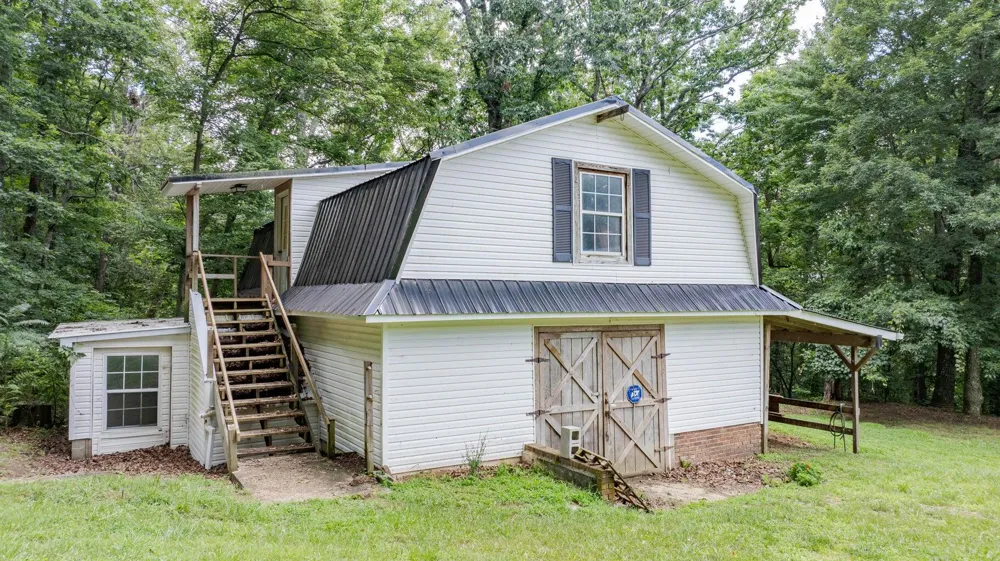 165 Paglen Ridge Drive Pikeville, TN 37367