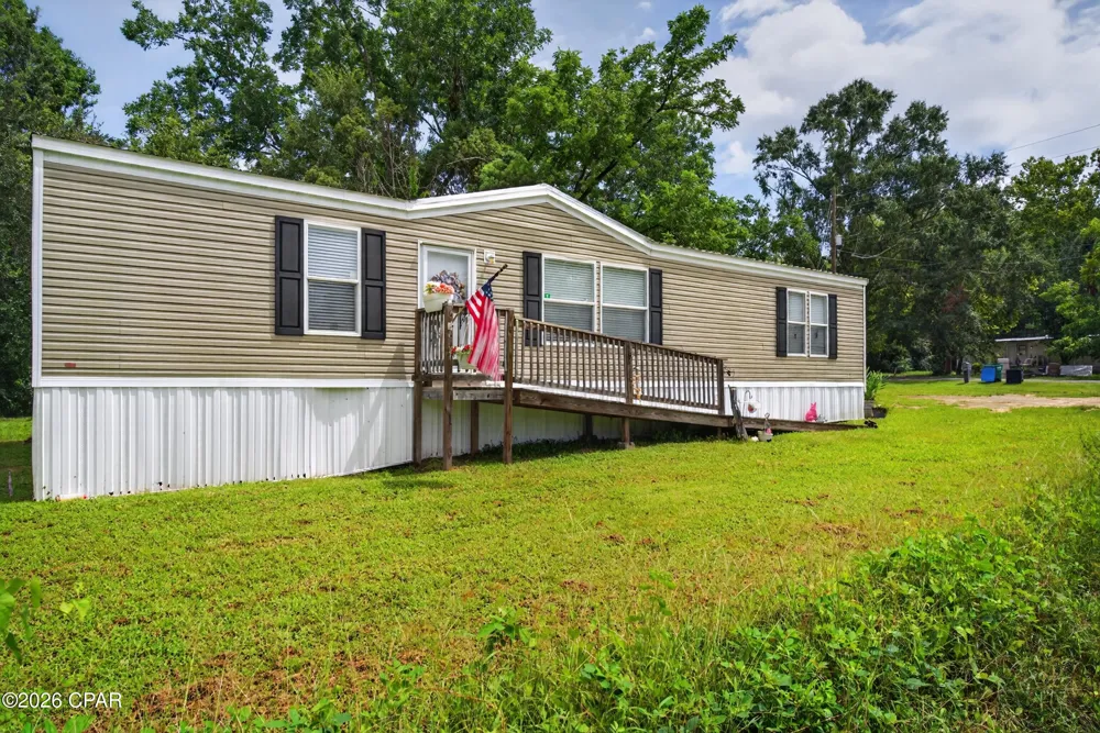 103 Stewart Street Bonifay, FL 32425