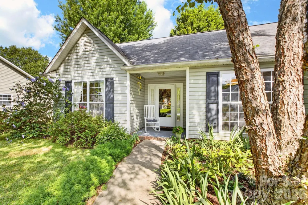 171 Running Briar Road Fletcher, NC 28732