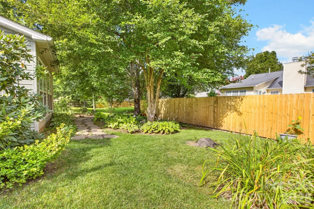 171 Running Briar Road Fletcher, NC 28732