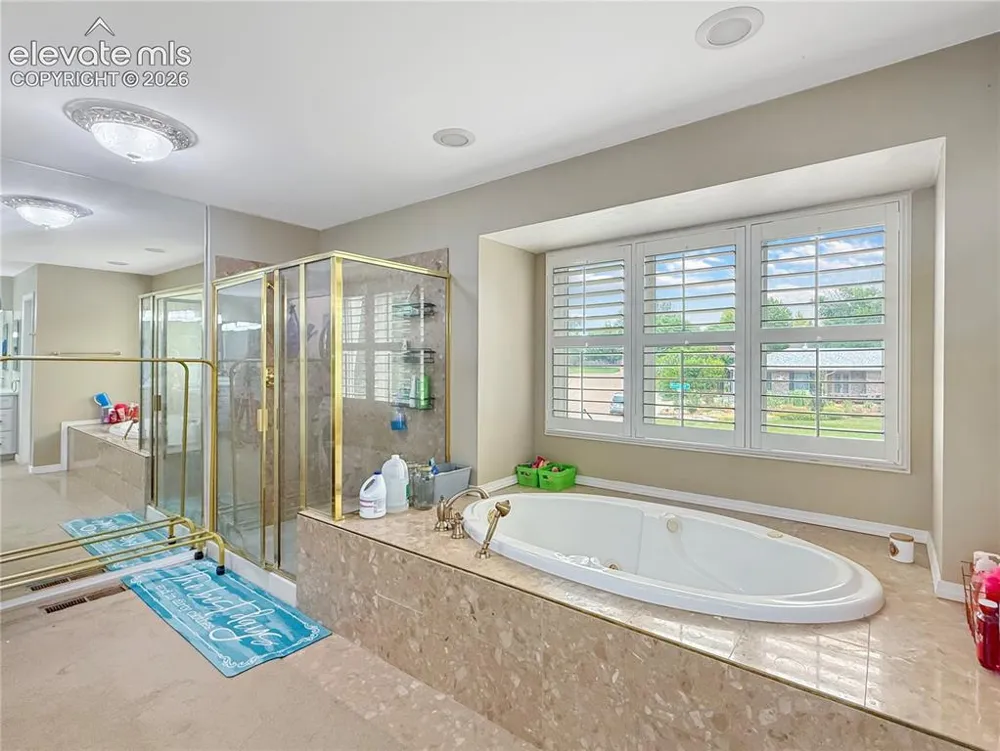6 Hastings Drive Pueblo, CO 81001