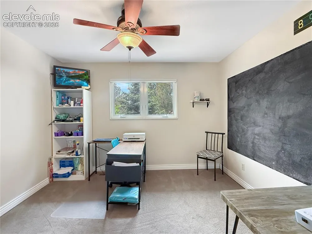6 Hastings Drive Pueblo, CO 81001