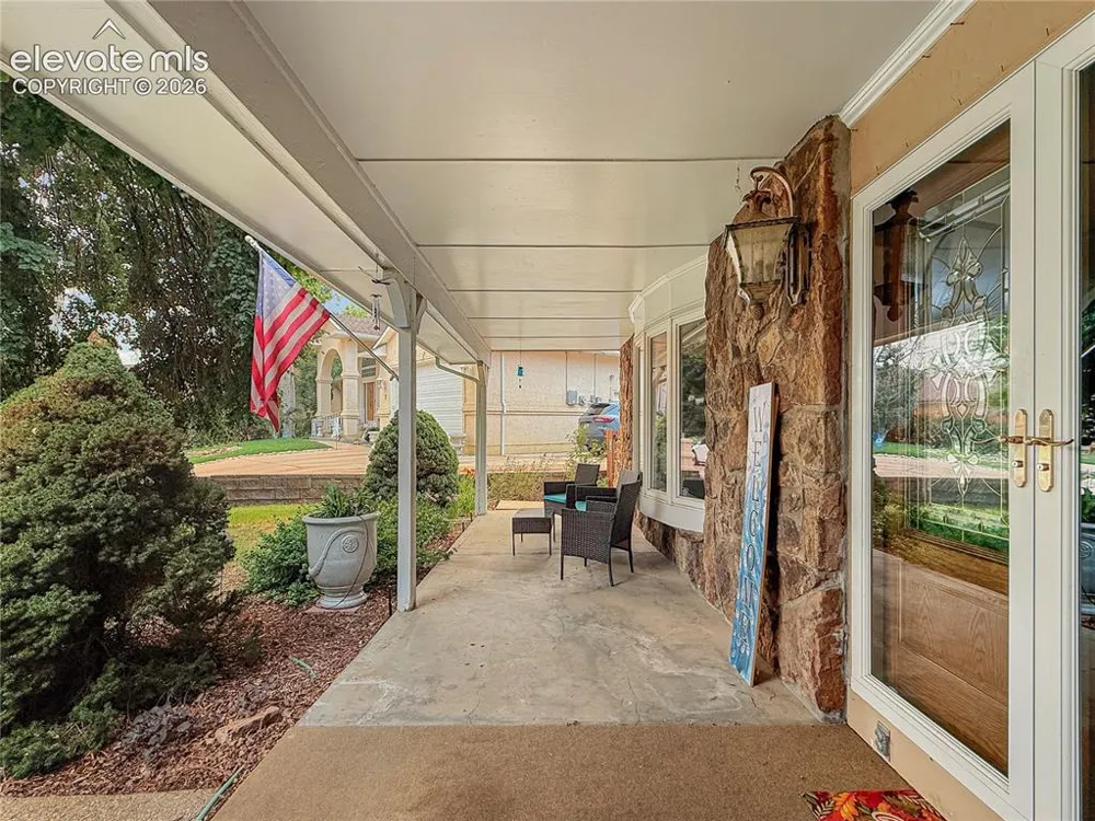 6 Hastings Drive Pueblo, CO 81001