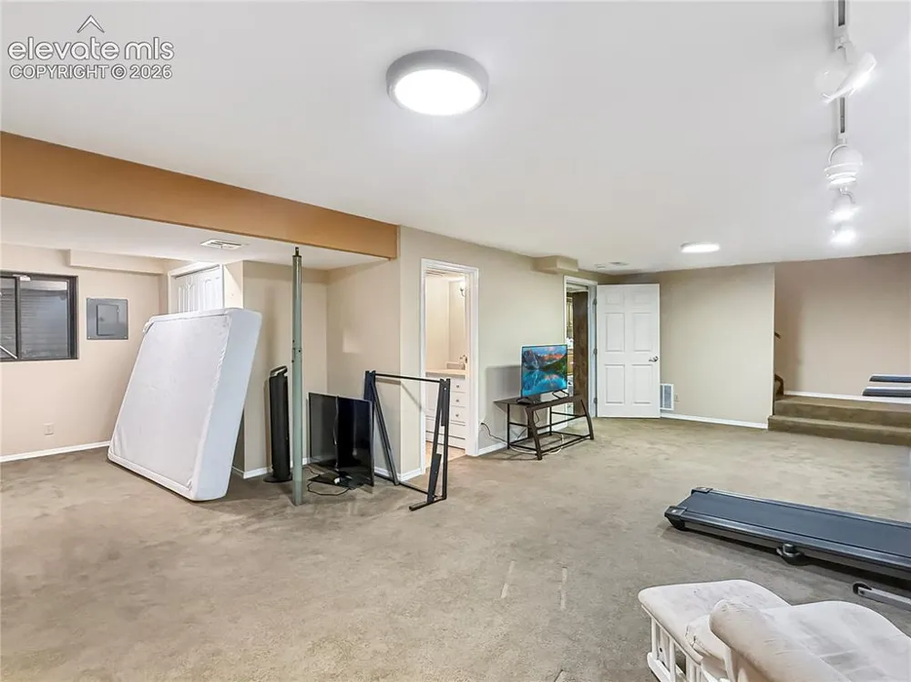 6 Hastings Drive Pueblo, CO 81001