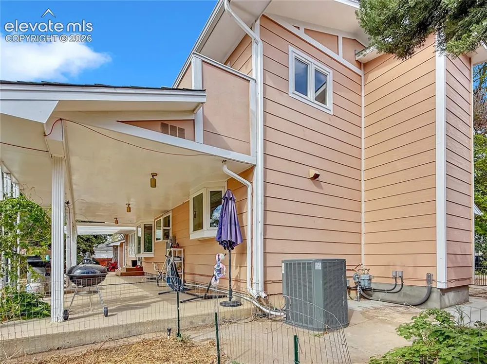 6 Hastings Drive Pueblo, CO 81001