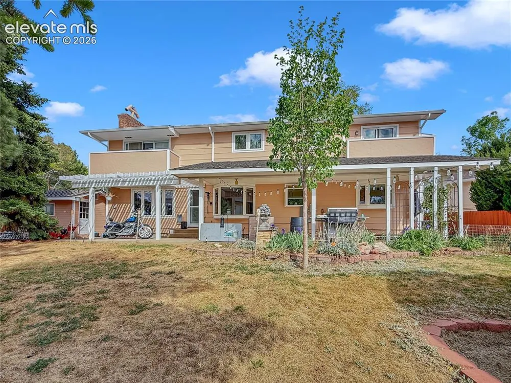 6 Hastings Drive Pueblo, CO 81001
