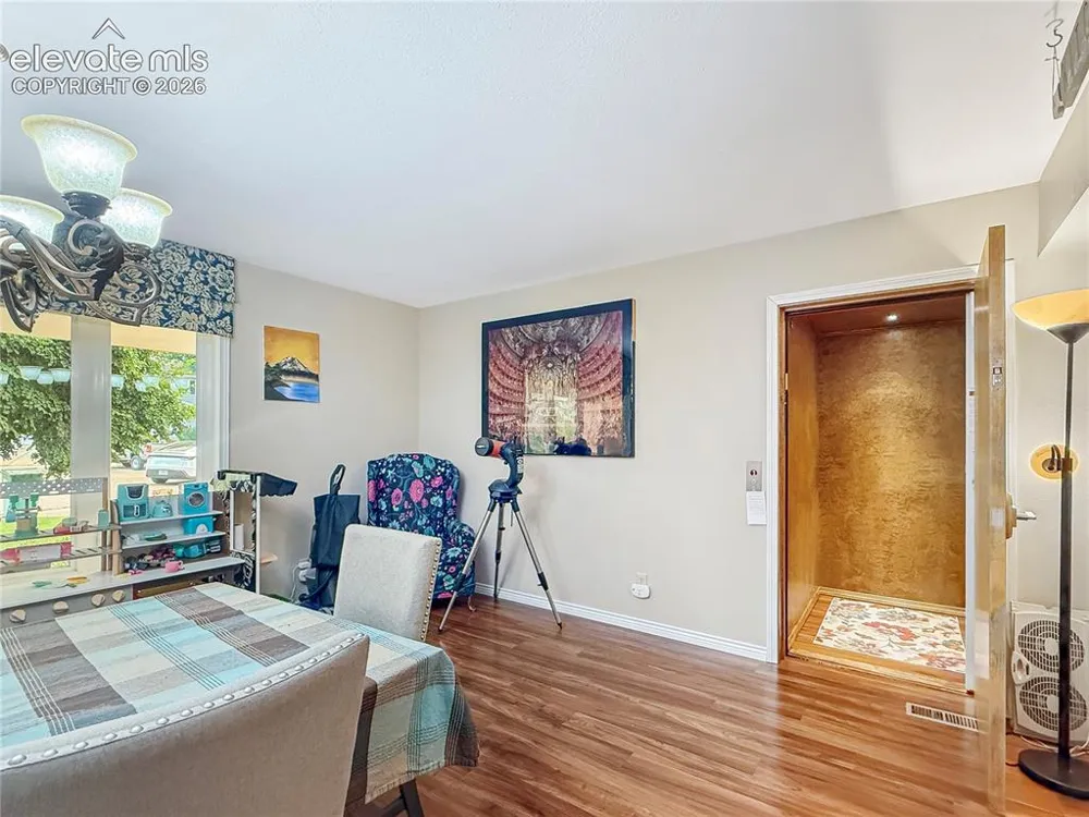 6 Hastings Drive Pueblo, CO 81001