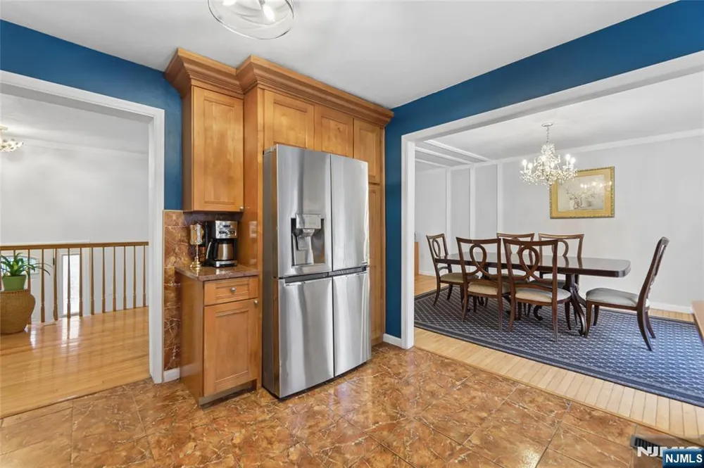 127 Clark Avenue Old Tappan, NJ 07675