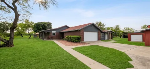 718 E County Road 2340