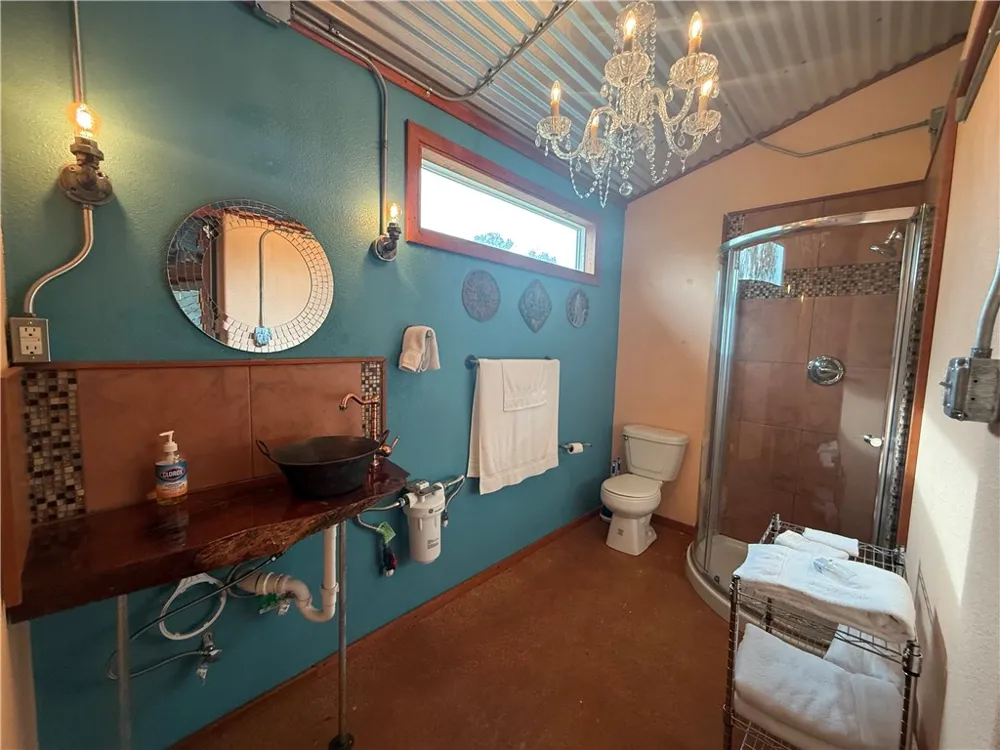 718 E County Road 2340 Riviera, TX 78379