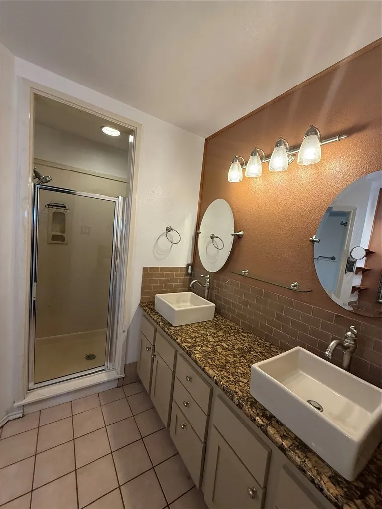 718 E County Road 2340 Riviera, TX 78379