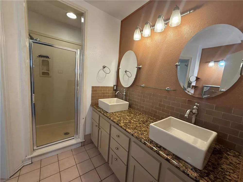 718 E County Road 2340 Riviera, TX 78379