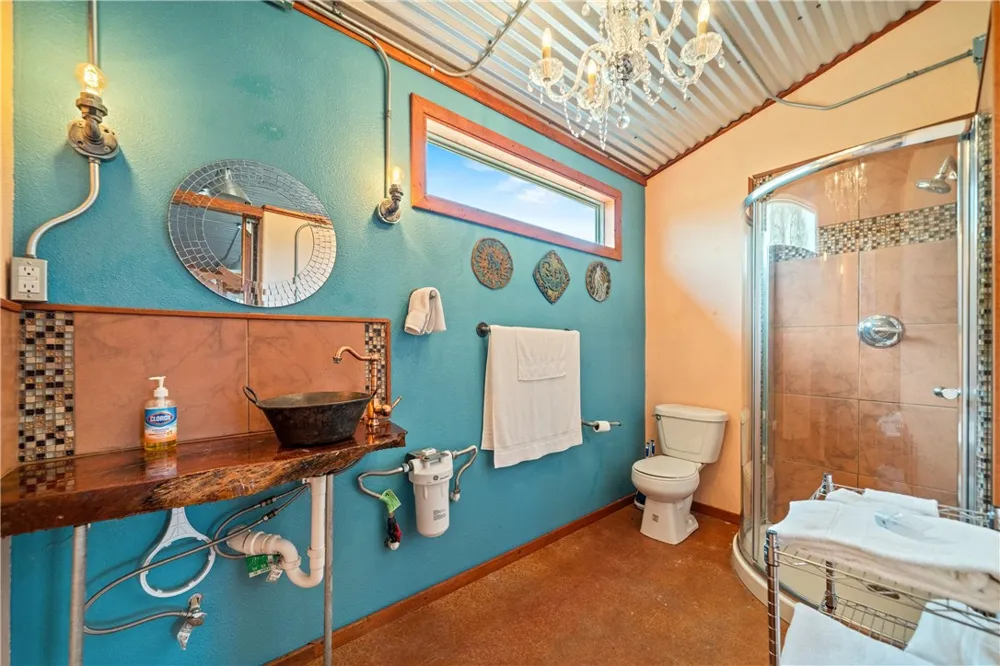 718 E County Road 2340 Riviera, TX 78379