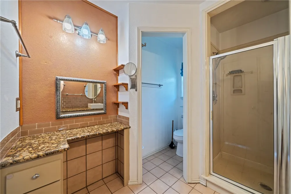718 E County Road 2340 Riviera, TX 78379